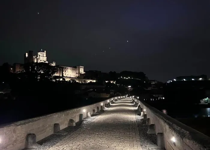 公寓 Renove Au Coeur Du Centre Historique De 贝济耶